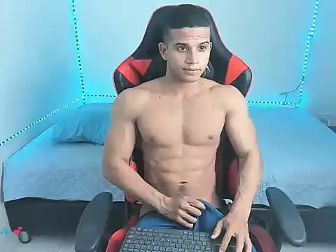 oliver thompsson7 online show from 04/17/26, 02:14