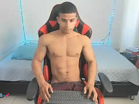 oliver thompsson7 online show from 03/28/26, 08:10