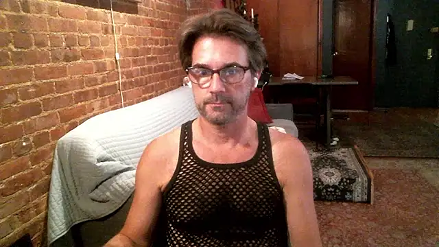 Johnny Bottoms online show from 09/27/25, 09:21