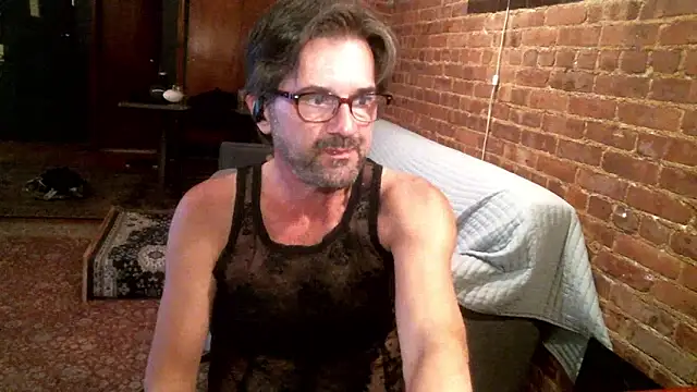 Johnny Bottoms online show from 10/22/25, 12:32