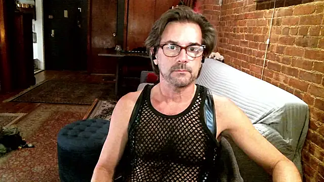 Johnny Bottoms online show from 12/18/25, 11:41