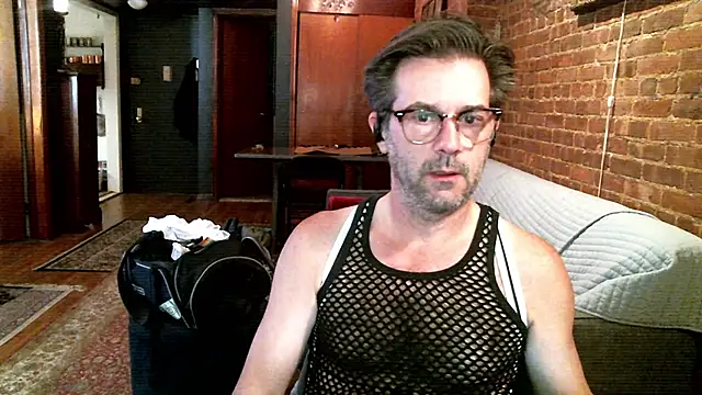 Johnny Bottoms online show from 04/12/26, 01:03