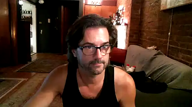 Johnny Bottoms online show from 12/19/24, 10:21