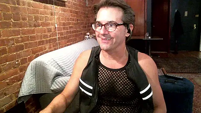 Johnny Bottoms online show from 10/25/25, 02:28