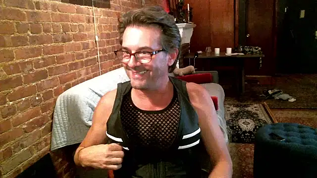 Johnny Bottoms online show from 10/28/25, 10:41