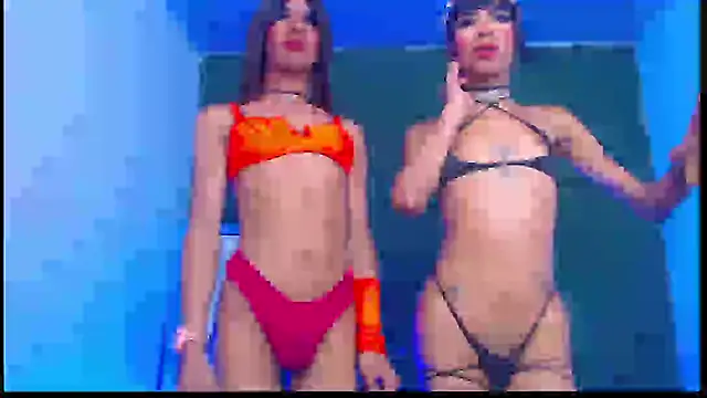 Snapshot of newgroupxxx chatting on 11/17/25, 05:44 newgroupxxx online show from 11/17/25, 05:44