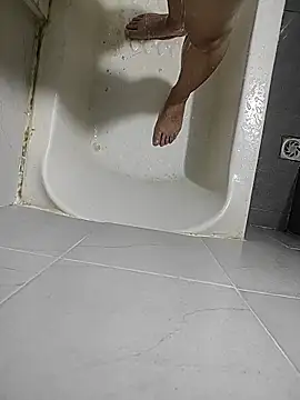 DTuannHallT online show from 12/20/25, 02:25