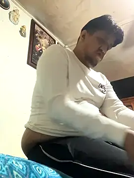 manolo666hot online show from 11/21/25, 07:35