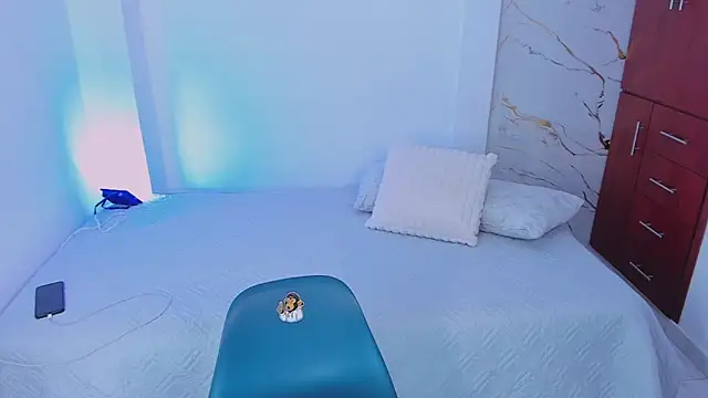 martina roldam online show from 03/14/26, 03:23