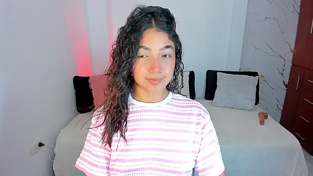 martina roldam online show from 05/28/26, 01:46