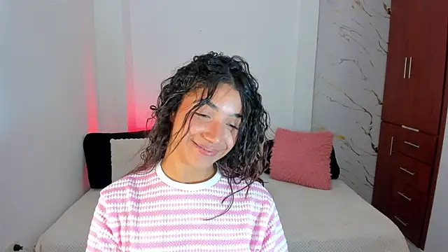 martina roldam online show from 05/21/26, 03:04