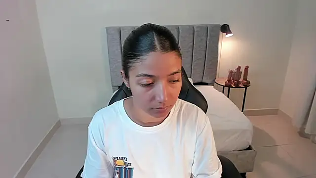 martina roldam online show from 10/22/25, 02:22