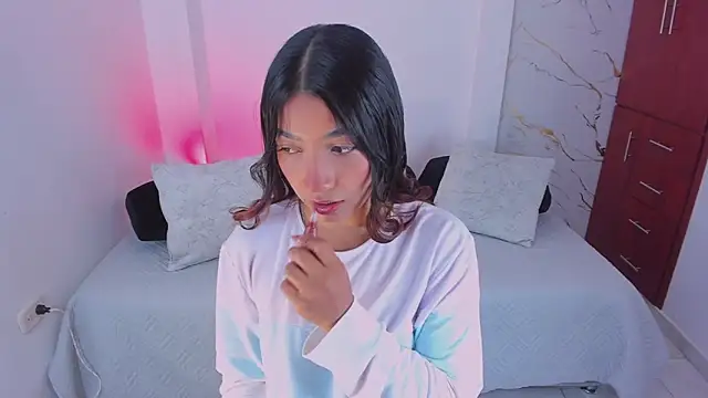 martina roldam online show from 03/30/26, 03:30