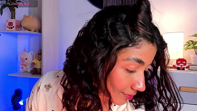 martina roldam online show from 01/30/25, 05:30