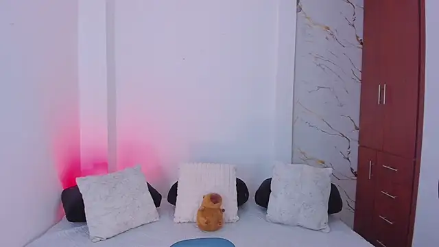 martina roldam online show from 04/04/26, 02:51