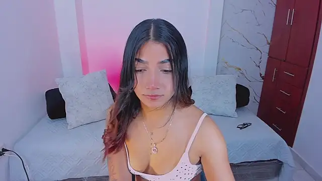 martina roldam online show from 04/10/26, 02:07