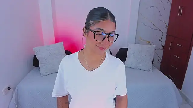 martina roldam online show from 04/01/26, 12:46