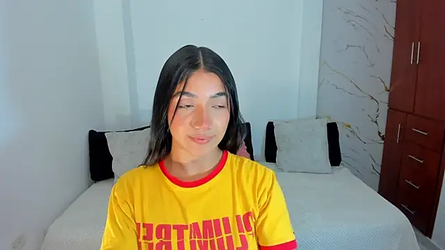 martina roldam online show from 06/23/26, 12:30