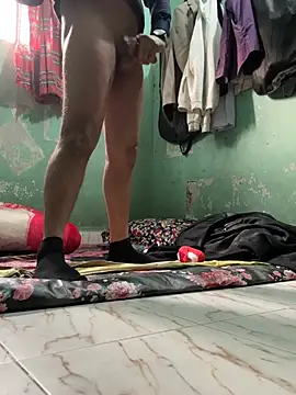 GildanK18 online show from 01/14/26, 09:46