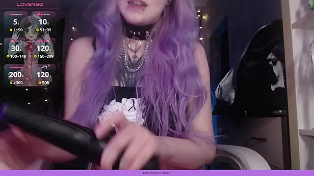 Snapshot of chloe_crystall_killer chatting on 03/18/25, 11:11 chloe crystall killer online show from 03/18/25, 11:11