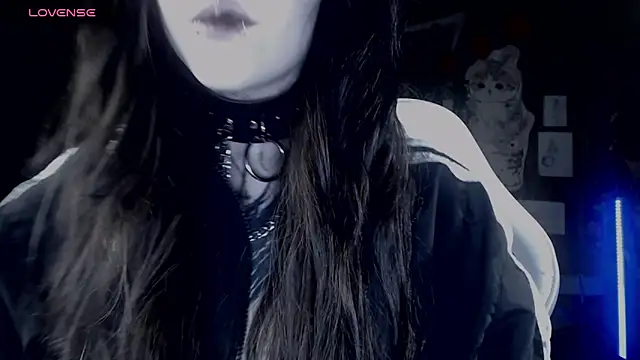 chloe crystall killer online show from 03/23/26, 04:56