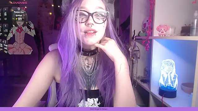 Snapshot of chloe_crystall_killer chatting on 02/20/25, 07:55 chloe crystall killer online show from 02/20/25, 07:55