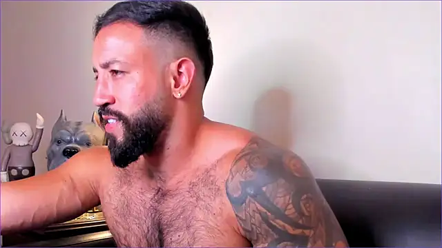 BradLeon  online show from 12/22/25, 02:11