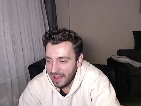 handsomeee04 online show from 03/20/26, 05:58