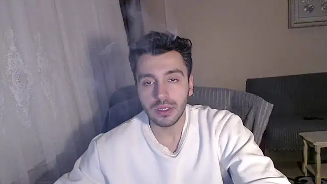 handsomeee04 online show from 11/28/25, 10:10