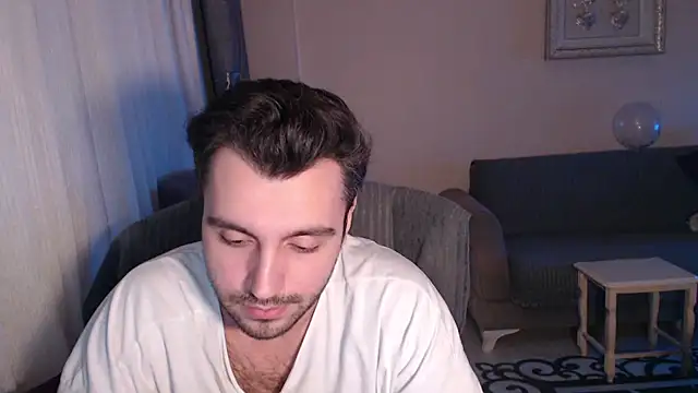 Snapshot of handsomeee04 chatting on 10/09/25, 03:51 handsomeee04 online show from 10/09/25, 03:51