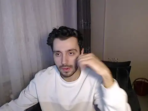 handsomeee04 online show from 04/14/26, 10:37