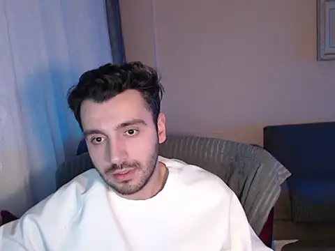 handsomeee04 online show from 12/02/25, 10:22