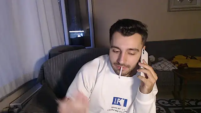 handsomeee04 online show from 11/01/25, 03:17