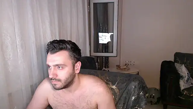 Snapshot of handsomeee04 chatting on 07/05/26, 10:49 handsomeee04 online show from 07/05/26, 10:49