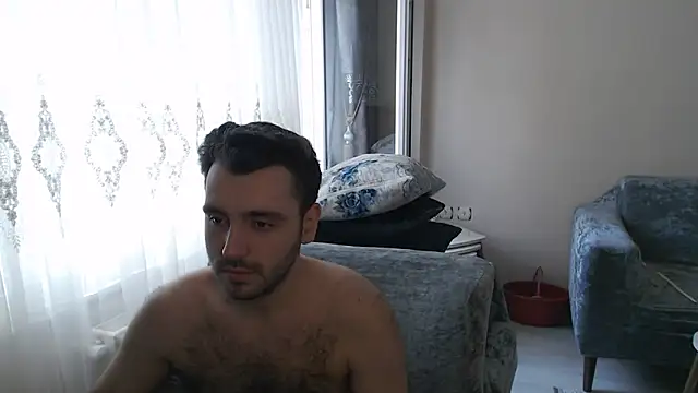 Snapshot of handsomeee04 chatting on 05/10/26, 01:57 handsomeee04 online show from 05/10/26, 01:57