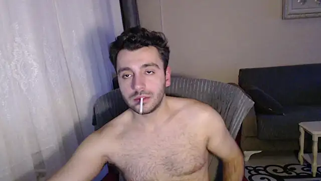 handsomeee04 online show from 12/05/25, 12:10