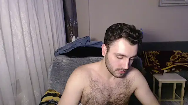 handsomeee04 online show from 03/06/26, 09:43