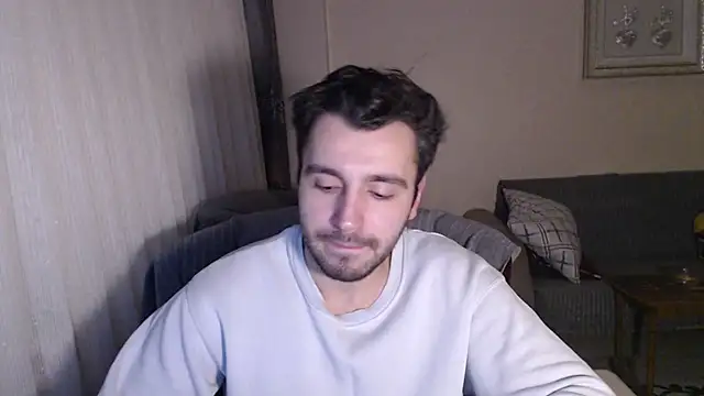 handsomeee04 online show from 10/27/25, 04:19