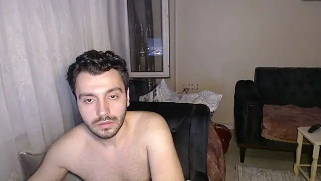 Snapshot of handsomeee04 chatting on 06/02/26, 08:53 handsomeee04 online show from 06/02/26, 08:53