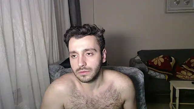 handsomeee04 online show from 03/08/26, 10:46