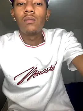 Boy cock18 online show from 11/29/25, 01:50