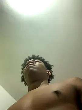 Boy cock18 online show from 11/18/25, 04:32