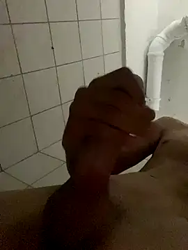 ekskekejejej online show from 09/29/25, 08:14