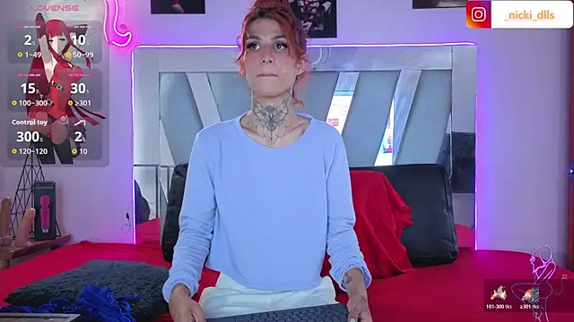 Snapshot of supradoll chatting on 12/17/25, 07:41 supradoll online show from 12/17/25, 07:41