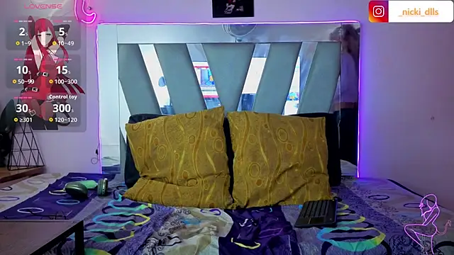 Snapshot of supradoll chatting on 12/03/25, 07:35 supradoll online show from 12/03/25, 07:35