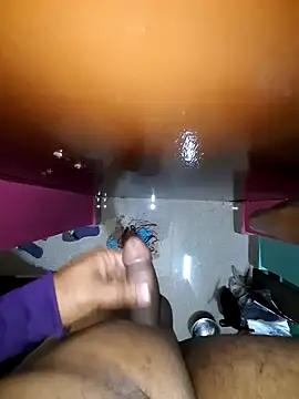 Snapshot of Bloal25 chatting on 01/03/25, 03:05 Bloal25 online show from 01/03/25, 03:05