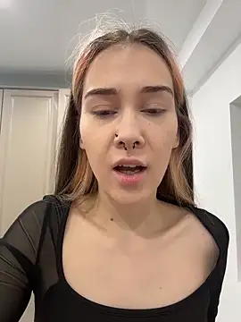 SashaMeow online show from 04/28/26, 04:22