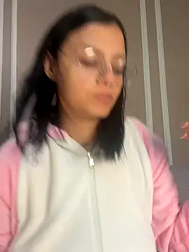 Abril jones10 online show from 12/05/25, 04:22