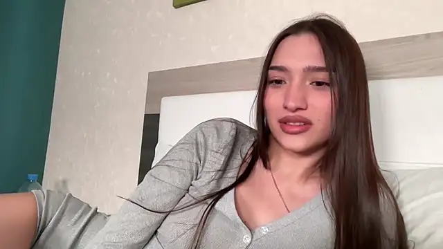 Snapshot of MilenaMilven chatting on 03/20/25, 06:53 MilenaMilven online show from 03/20/25, 06:53