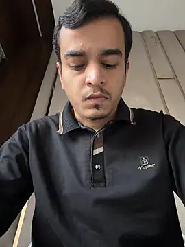 J JEN5 online show from 11/28/25, 11:54